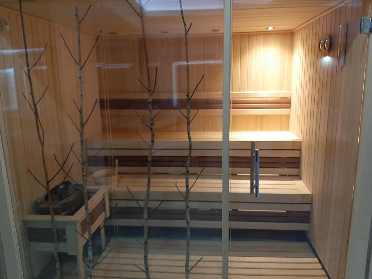 Kop Milmari P32 Apartment โคเปานิก ภายนอก รูปภาพ